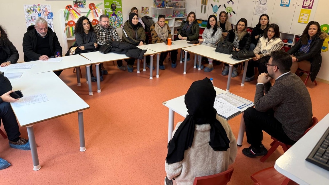 Tüm şubelerimizde 1. Dönem Sonu Veli Toplantılarımızı Gerçekleştirdik.